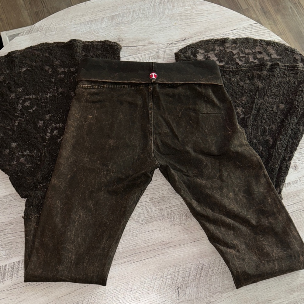 Brown Lace Bottom stretch pants
